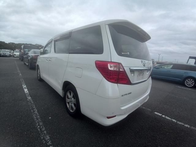 Mazda Bongo rear view