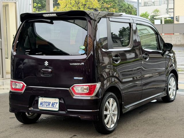 Mazda Bongo front view