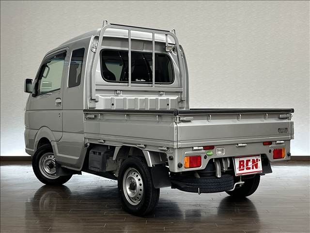 Mazda Bongo front view