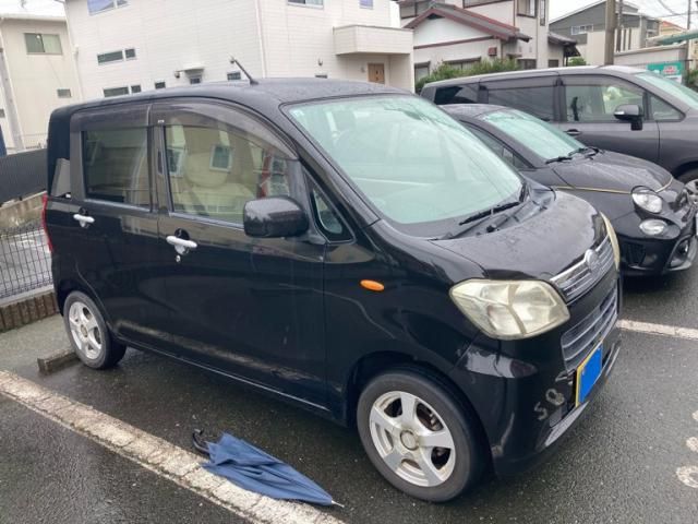 Mazda Bongo front view