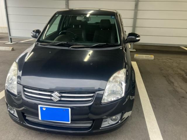 Mazda Bongo rear view