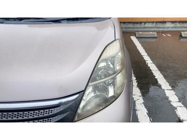 Mazda Bongo front view
