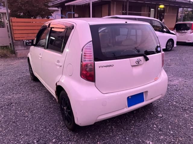 Mazda Bongo rear view