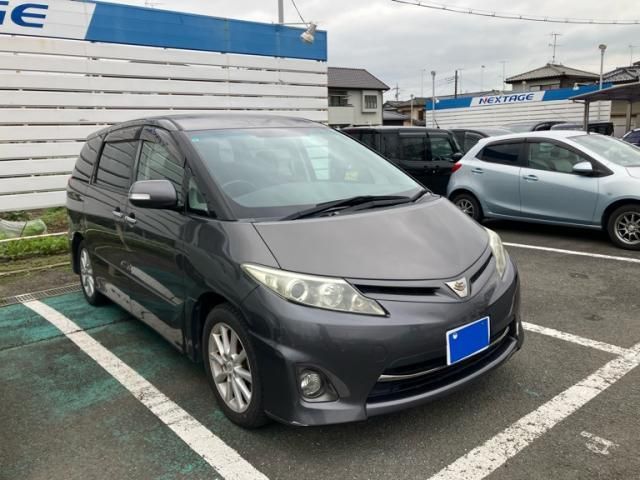 Mazda Bongo front view