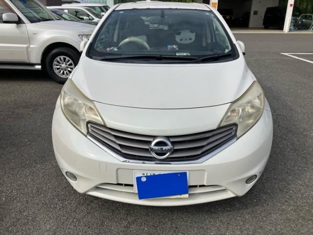 Mazda Bongo front view