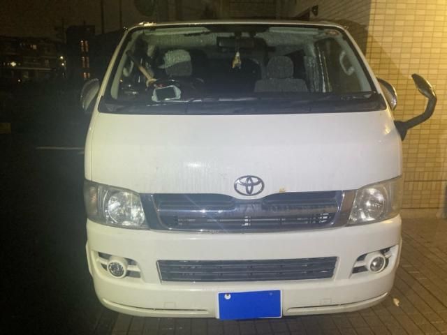 Mazda Bongo front view