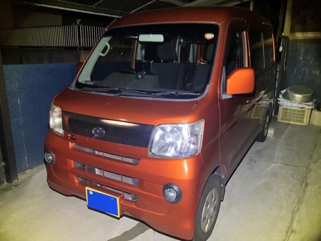Mazda Bongo front view