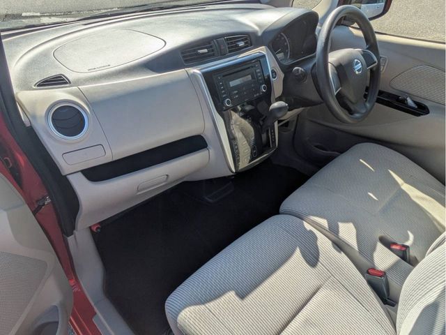 Mazda Bongo rear view
