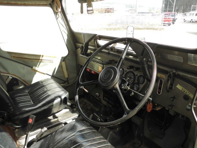 Mazda Bongo front view