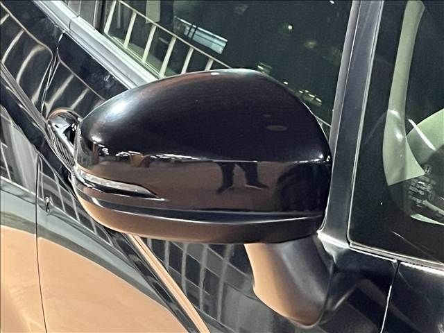 Mazda Bongo rear view