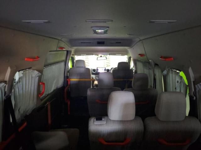Mazda Bongo rear view