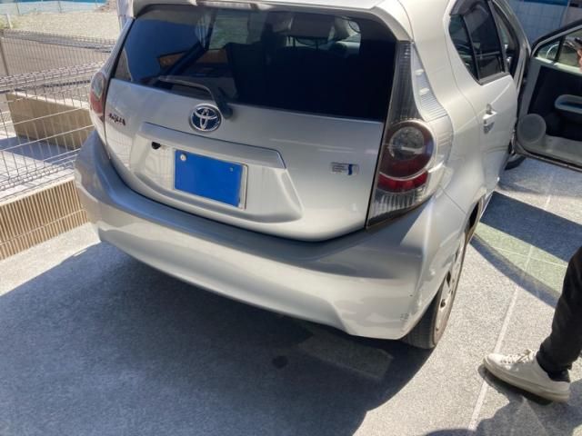 Mazda Bongo rear view