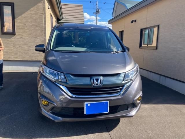 Mazda Bongo front view