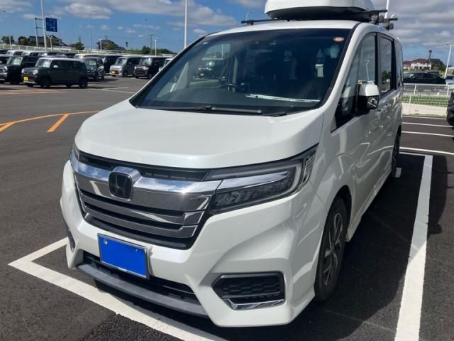 Mazda Bongo rear view