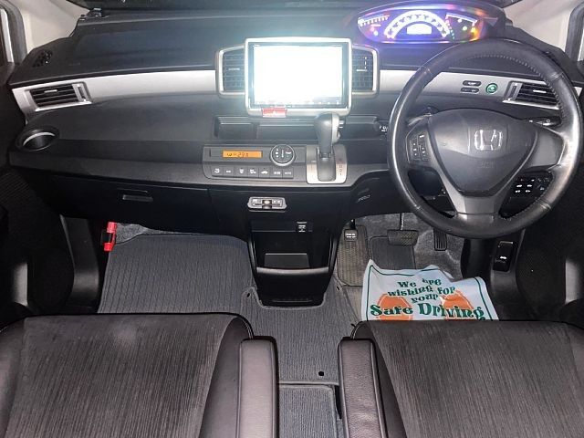 Mazda Bongo front view