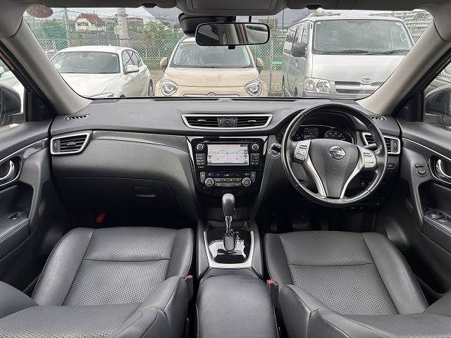 Mazda Bongo front view