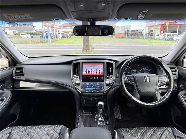 Mazda Bongo front view