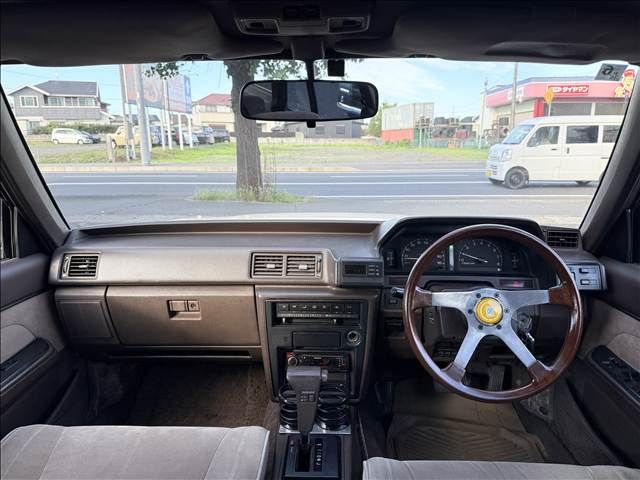 Mazda Bongo front view