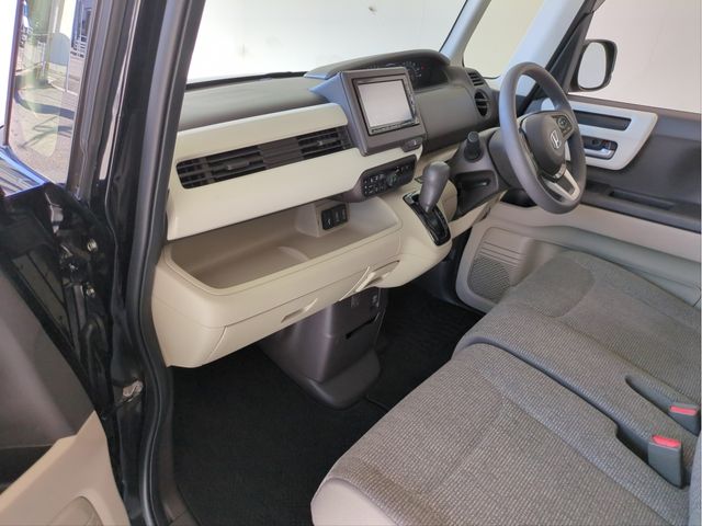 Mazda Bongo rear view