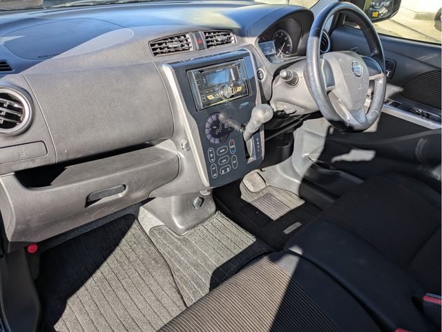 Mazda Bongo rear view