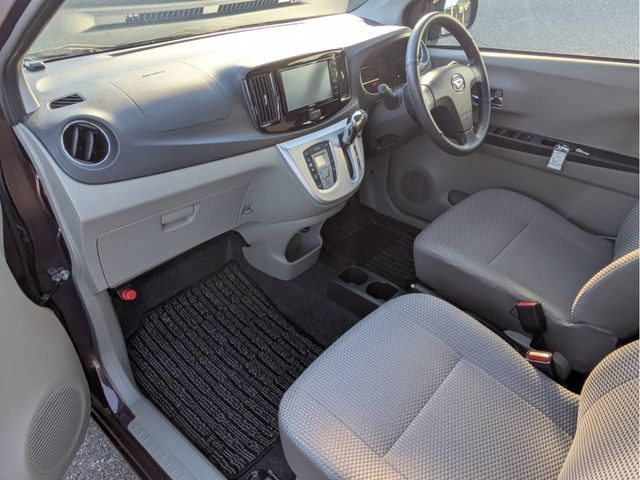 Mazda Bongo rear view
