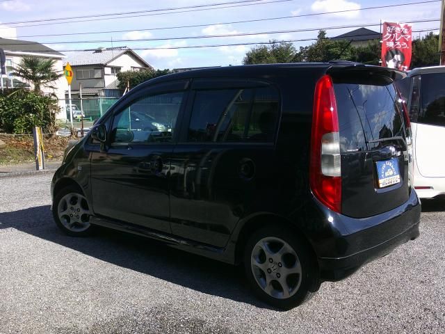 Mazda Bongo front view
