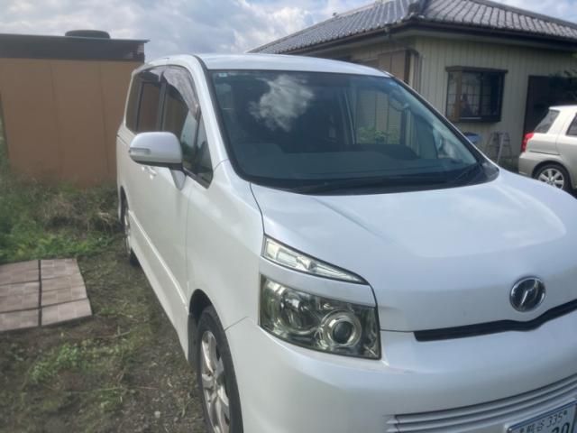 2011 Mazda Bongo Van