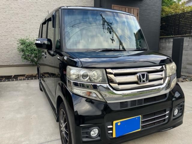 Mazda Bongo front view