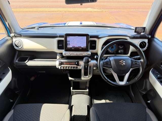 Mazda Bongo front view