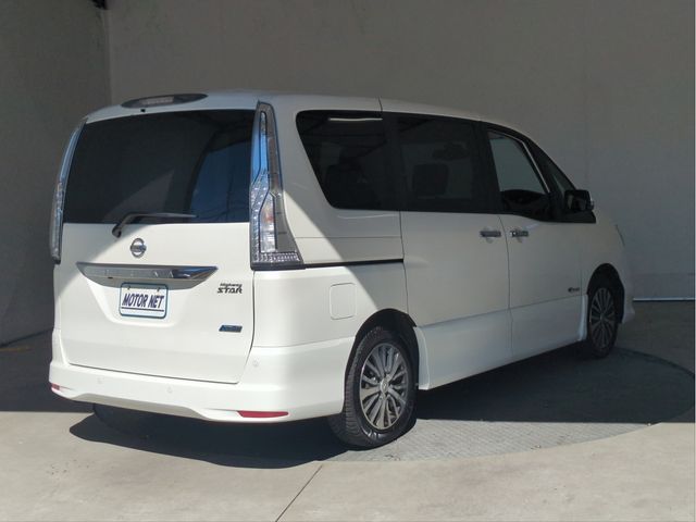 Mazda Bongo front view
