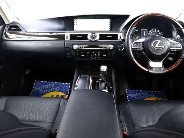 Mazda Bongo front view