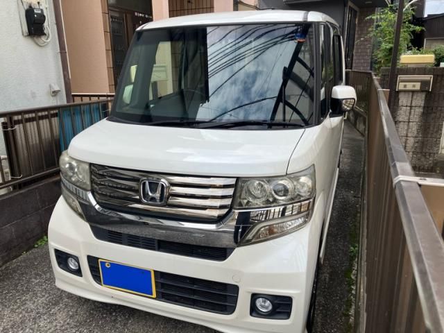 Mazda Bongo rear view