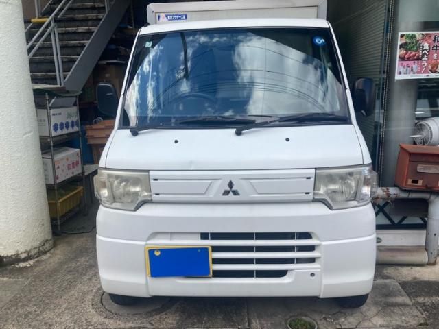 2011 Mazda Bongo Van
