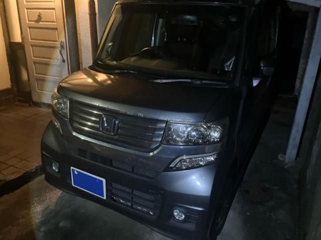 Mazda Bongo front view