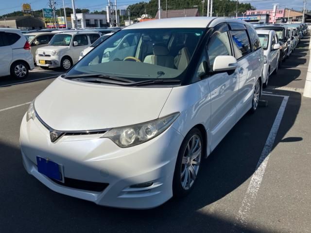 Mazda Bongo front view