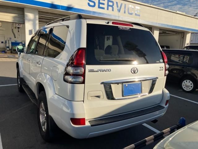 Mazda Bongo rear view