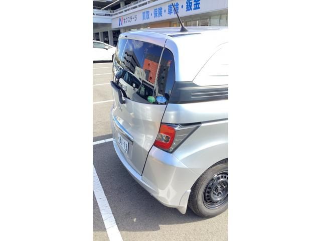 Mazda Bongo front view
