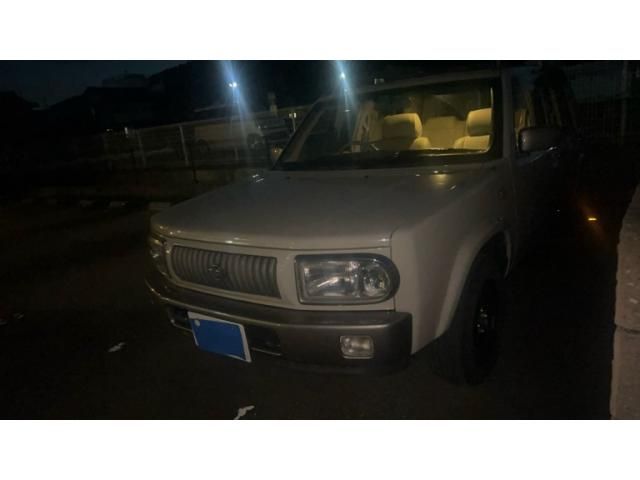 Mazda Bongo front view