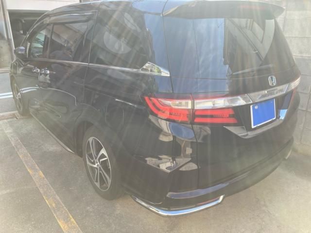 Mazda Bongo rear view