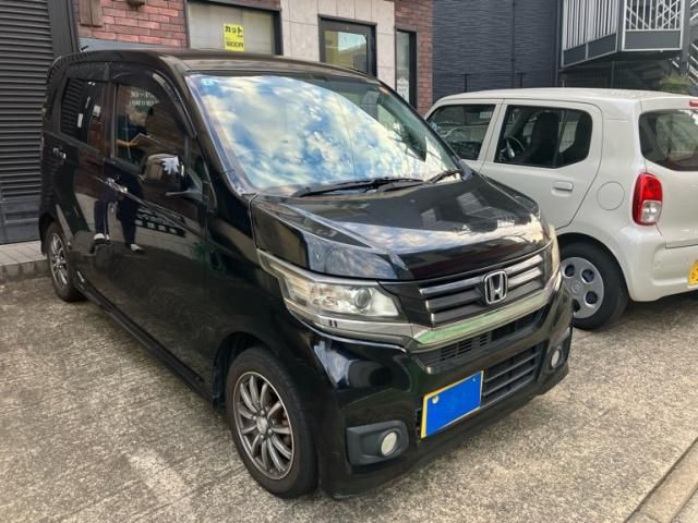 Mazda Bongo front view