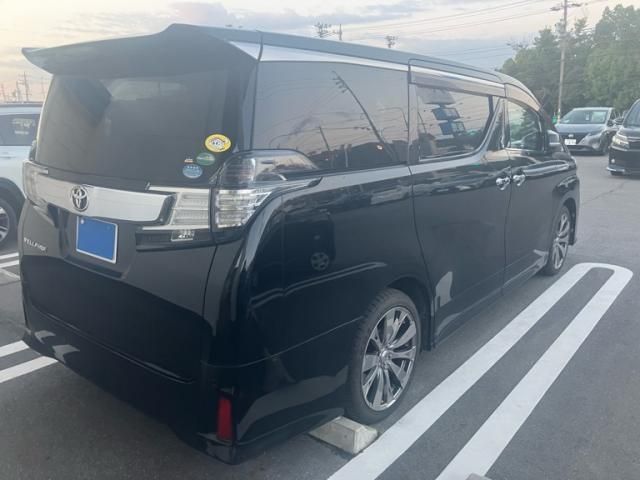 Mazda Bongo rear view