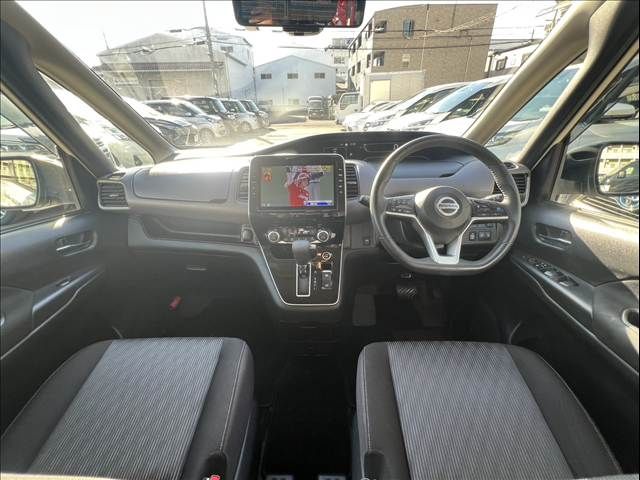 Mazda Bongo rear view