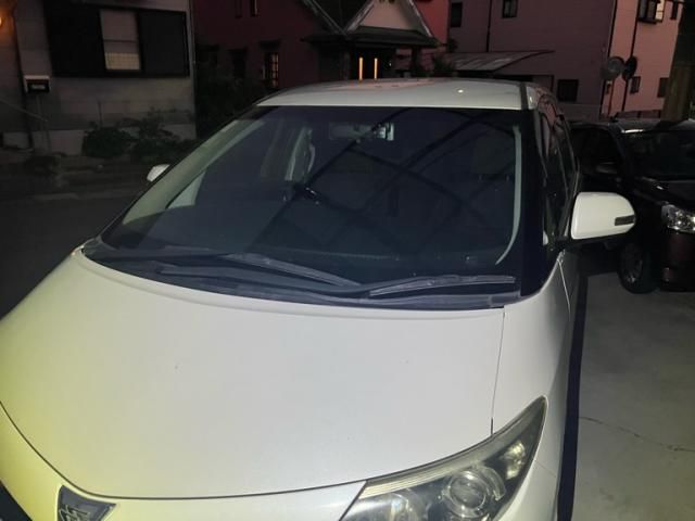 Mazda Bongo rear view