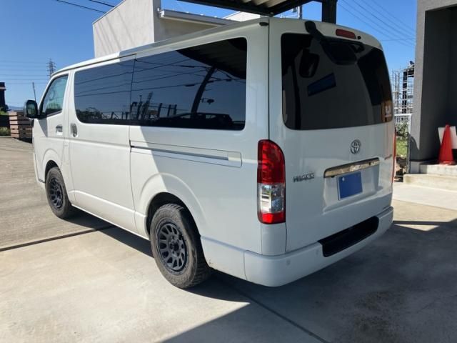 Mazda Bongo rear view