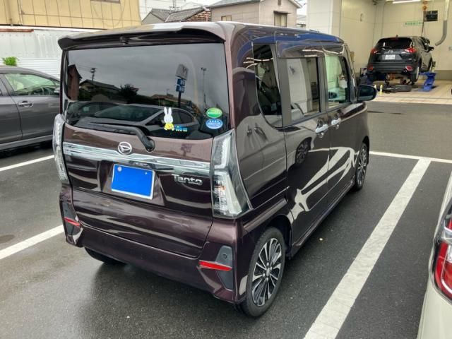 Mazda Bongo rear view