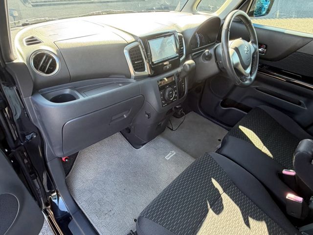 Mazda Bongo rear view