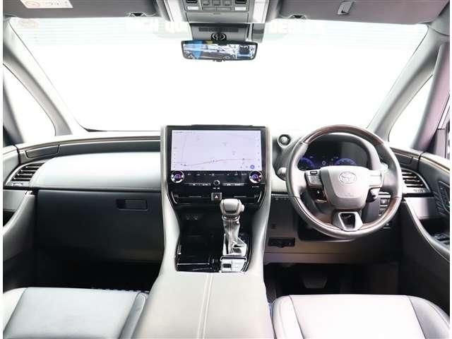 Mazda Bongo front view