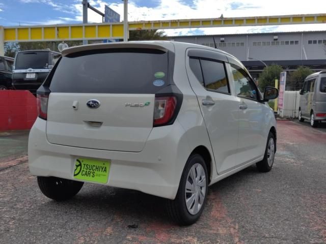 Mazda Bongo front view