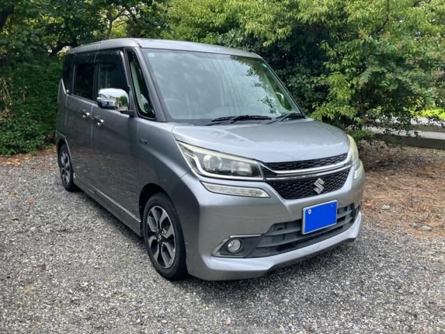 Mazda Bongo front view