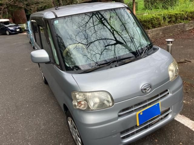 Mazda Bongo front view
